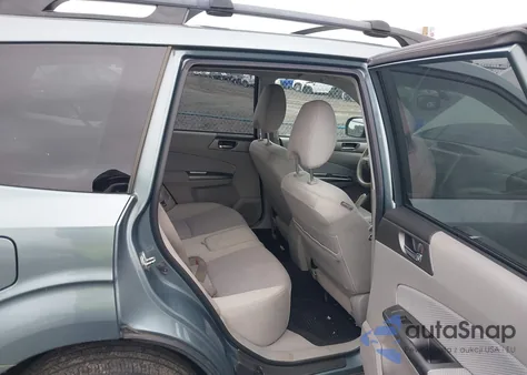 2011 Subaru Forester 2.5X Premium z USA, uszkodzony, nr VIN JF2SHADC9BH765581